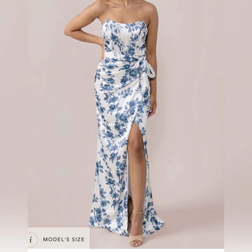 Amara Satin Floral Print Dress- BRAND NEW NEVER WORN